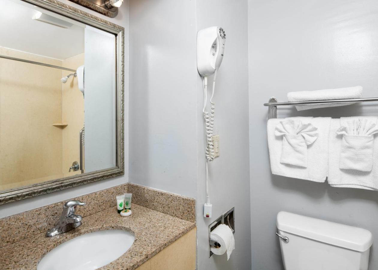 Fallbrook Country Inn מראה חיצוני תמונה