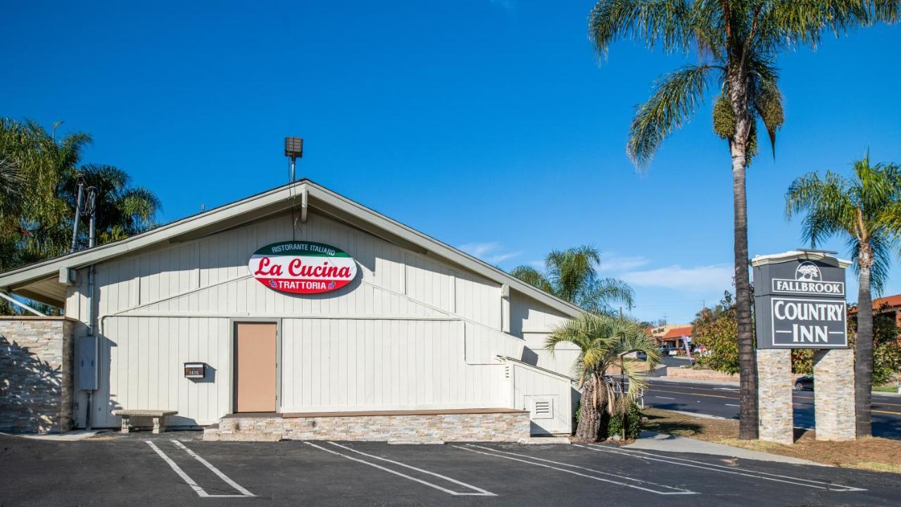 Fallbrook Country Inn מראה חיצוני תמונה