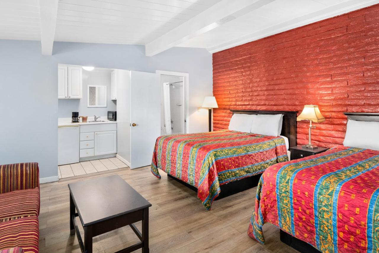 Fallbrook Country Inn מראה חיצוני תמונה