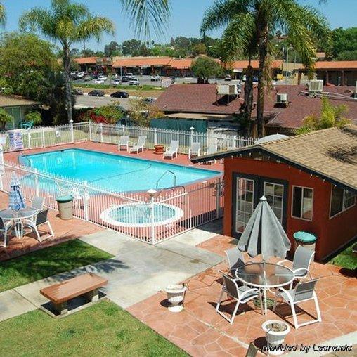 Fallbrook Country Inn מראה חיצוני תמונה