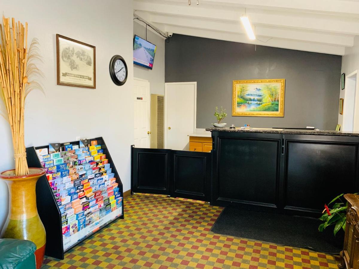 Fallbrook Country Inn מראה חיצוני תמונה